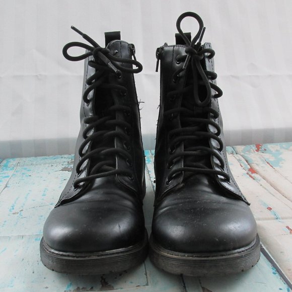 Time and Tru Black Combat Boots - Picture 4 of 13